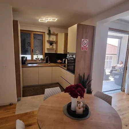 Apartman Nevio Zára